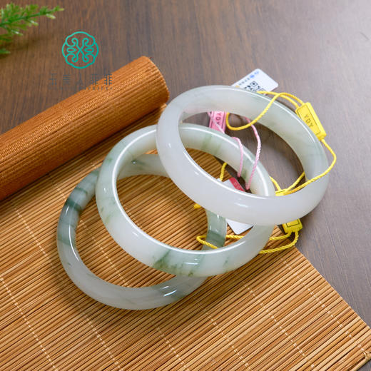 D天山翠手镯-宽条9A1 商品图0