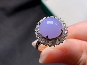 紫罗兰蛋面翡翠戒指