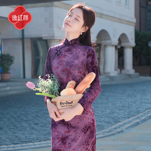 上海逸红颜紫鸳2025冬季新款扎染针织植绒新中式改良长袖文艺旗袍 商品图3