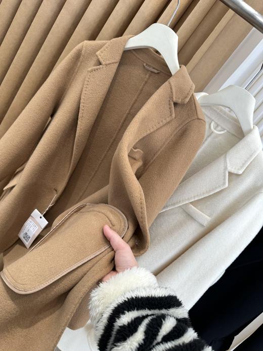 80%羊毛+20%羊绒❗️M*xM*ra同款💰6000+ 一折购！【双面呢短款羊毛西装外套】纯手工缝制羊毛大衣✅保暖舒适！贴身穿不扎人，手感超软糯！短款超百搭！穿十年都不会过时的款 商品图5