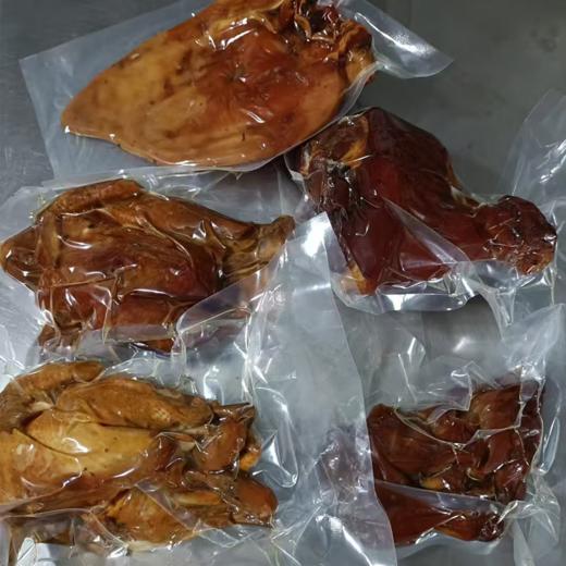 013华维熏肉礼盒（熏鸡2只、肘子1个、猪耳朵1只、猪蹄1个）纳滤甘泉水老汤慢火卤煮古法熏制 商品图1