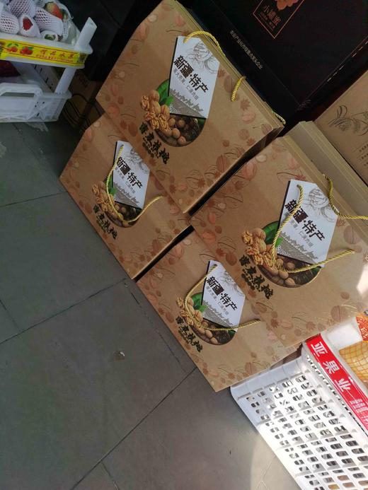 新疆 纸皮 新核桃 礼盒 商品图2