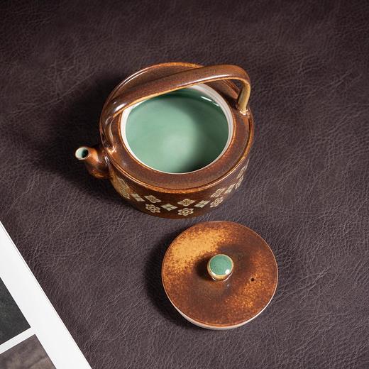 本土斋 提梁壶 青瓷草木灰宝相纹系列 全瓷高端提梁手工泡茶壶宝相提梁壶150ML 商品图3