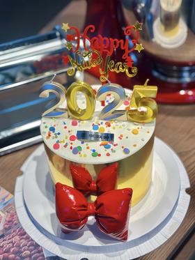 福蛇迎春·奶油蛋糕【自带2025蜡烛款式随机】