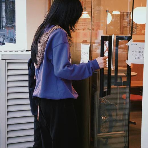 顺丰包邮35620洛诗琳气东来宽松落肩螺纹圆领印花卫衣835 商品图3