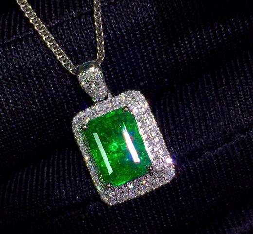 1.78ct刻面祖母绿吊坠 商品图2