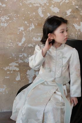 【现货！48小时内发】花清套装（上衣+半裙）