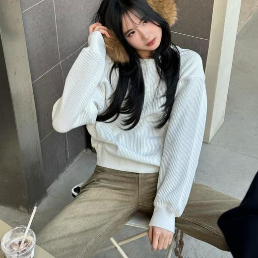 顺丰包邮35400洛诗琳高级白色减龄圆领R刺绣针织卫衣805 商品图4