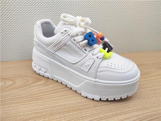 豪行春季新款23119968真皮时尚运动休闲中跟女鞋单鞋 商品图0