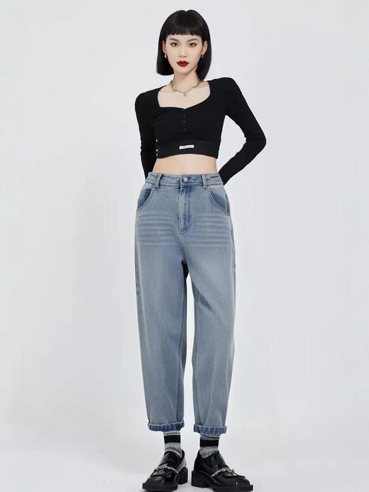  最后一件【春秋款】明星同款-章若楠同款品质24031九分浅色99.6%棉牛仔裤-喜出 商品图2