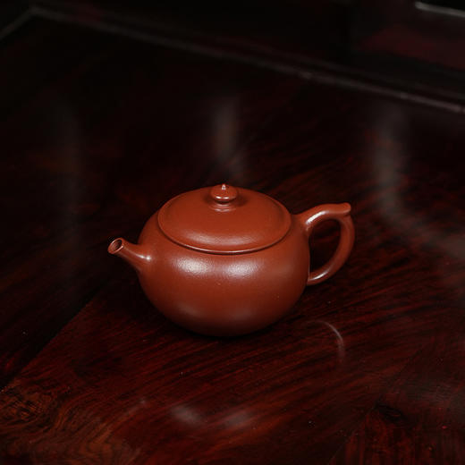 龙德堂陶艺 汤宣武制《掌上明珠》原矿大红袍 120cc 库存请咨询客服 商品图1