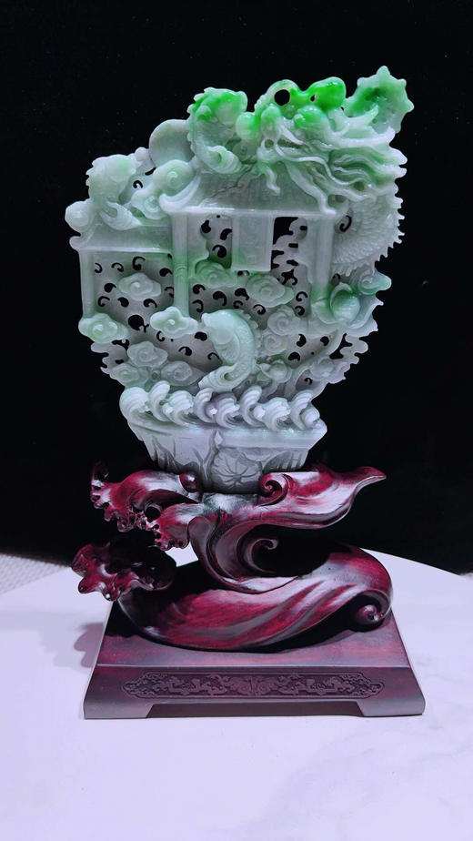 620803翡翠摆件【鱼跃龙门】 商品图4