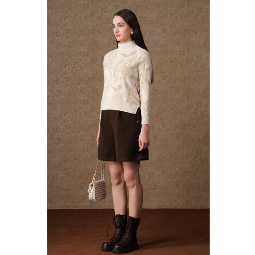 【两色可选】乔万尼冬新款绵羊毛针织衫高级感提花造型保暖套头衫EI4M639 商品图8