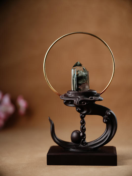 新品 | 绿幽灵水晶柱精品 底座微瑕 【器悟雅玩】 商品图0