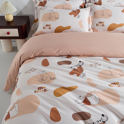 舒飘儿纯棉四件套--星际玩总/休闲维尼  60S贡缎纯棉四件套--秋日维尼/屹耳花园 商品图1