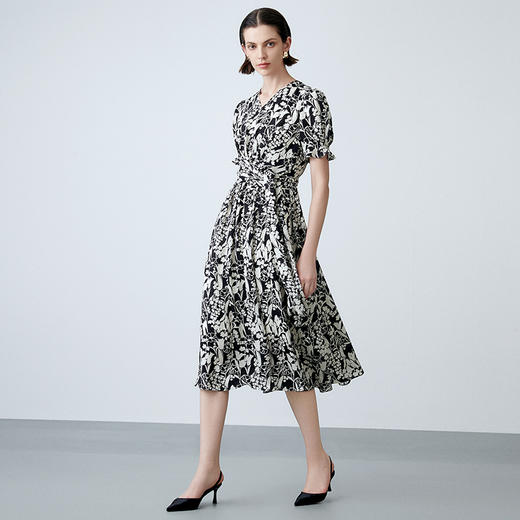 EITIE爱特爱夏季新款修身显瘦泡泡袖印花连衣裙7707424 商品图1