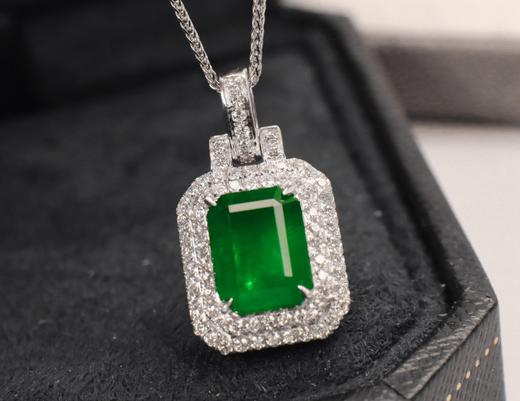 2.13ct刻面祖母绿吊坠 商品图2