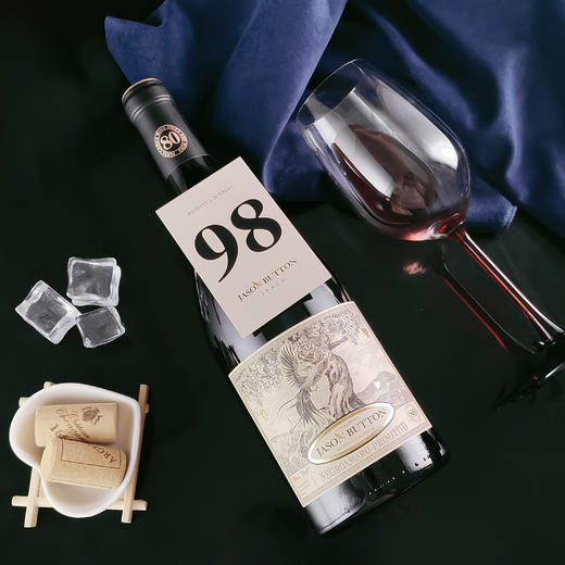 【意大利原瓶进口 80年老藤葡萄+枯藤法风干工艺酿造】杰森巴顿·梵雅兰卡红酒18%vol礼盒装 
750ml*3瓶/箱（默认送开瓶器） 商品图5