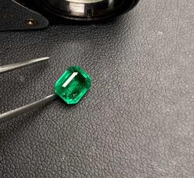 1.6ct刻面祖母绿裸石