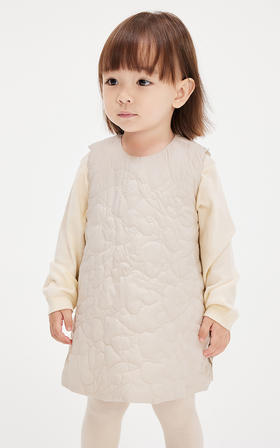 jnby   25年春款  无袖连衣裙  YP1G11900