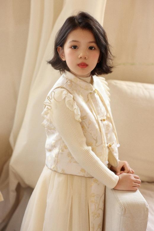 【现货！48小时内发】云烟套装（三件套：毛衣+半裙+马甲） 商品图1