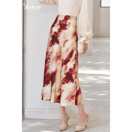 米思阳2026春季新款设计感水墨印花半身裙高腰显瘦垂感裙子女5486 商品图0