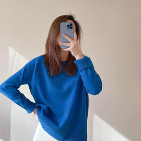  这一件蓝色叠穿界的扛把子，时髦到我心坎里去了！ 