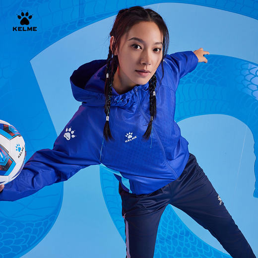 卡尔美2025新款蛇影系列梭织外套 商品图5