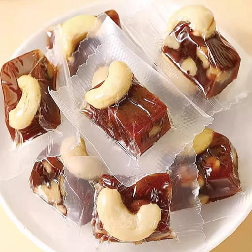 腰果烤山楂，6盒装，精选自然生长山楂，不用农药、化肥、鲜果加工，搭配核桃仁和整颗腰果，配料干净无添加、香脆，酸甜清爽，软糯好嚼，老少皆宜休闲零食M 商品图3