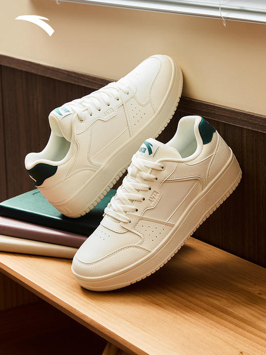 安踏男款板鞋春季新款透气时尚百搭运动休闲小白鞋112448010 商品图2