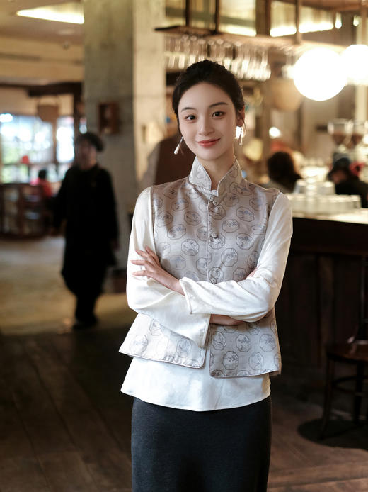 盛唐牡丹 |葭灰真丝宋锦对襟马甲 商品图0