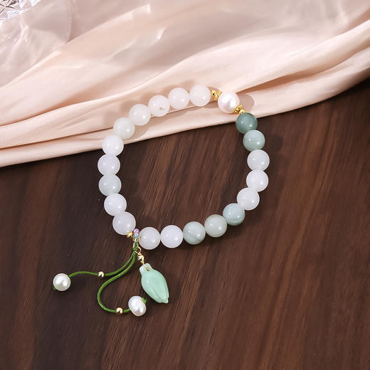 【精美饰品丨贝诗 手链/项链合集】选用饱满圆润的优质原矿，经过多道工序细致的抛光打磨，质地细腻色泽通透，款式简约优雅，适合多场景佩戴 商品图8
