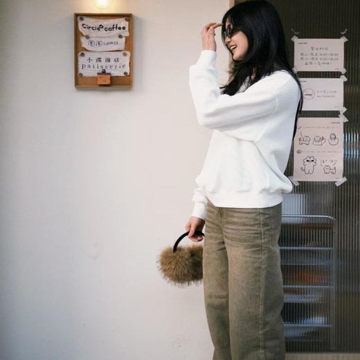 顺丰包邮35400洛诗琳高级白色减龄圆领R刺绣针织卫衣805 商品图1