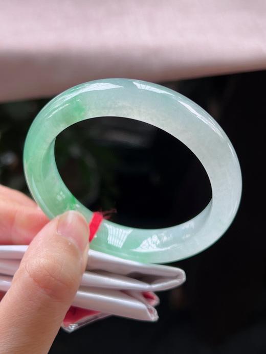 53正圈翡翠手镯 商品图3