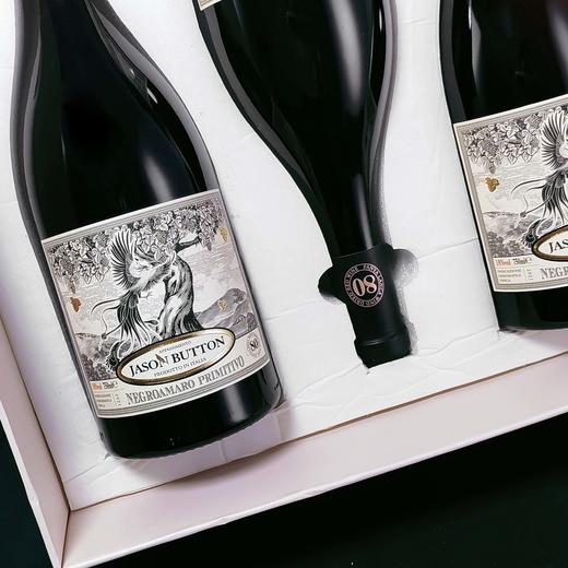 【意大利原瓶进口 80年老藤葡萄+枯藤法风干工艺酿造】杰森巴顿·梵雅兰卡红酒18%vol礼盒装 
750ml*3瓶/箱（默认送开瓶器） 商品图3