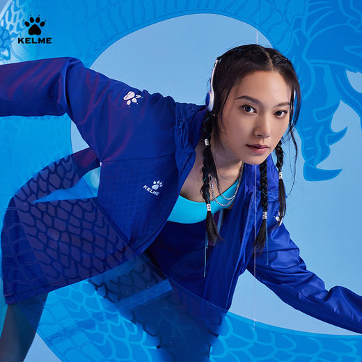 卡尔美2025新款蛇影系列梭织外套 商品图9