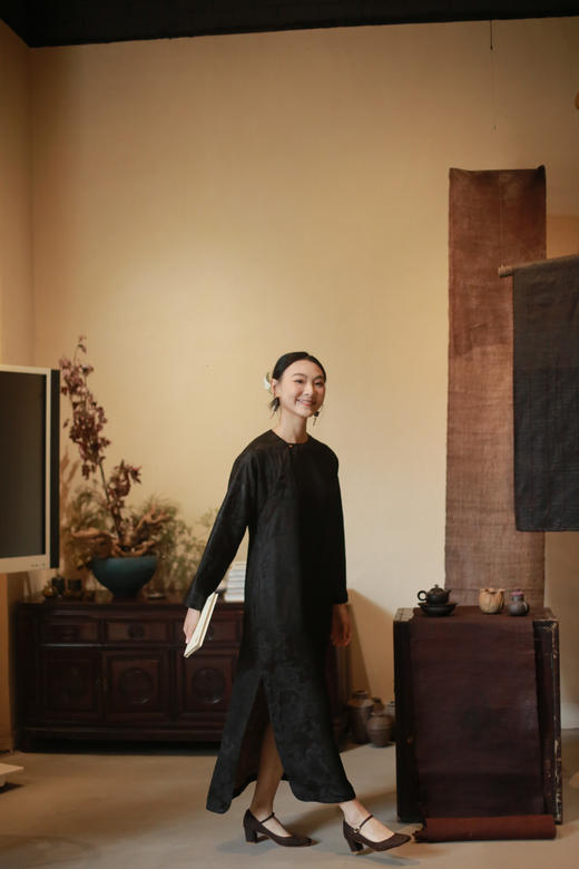 漫物记重磅提花斜襟一粒扣袍子XYS-W234 商品图1