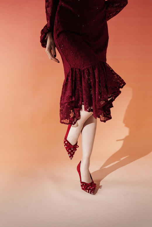 Westory2025年春季国风尖头中跟V口镂空浅口单鞋S25AH58531 商品图5