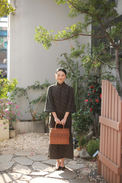 漫物记圆圈喇叭袖连肩旗袍XYS-W235 商品图0