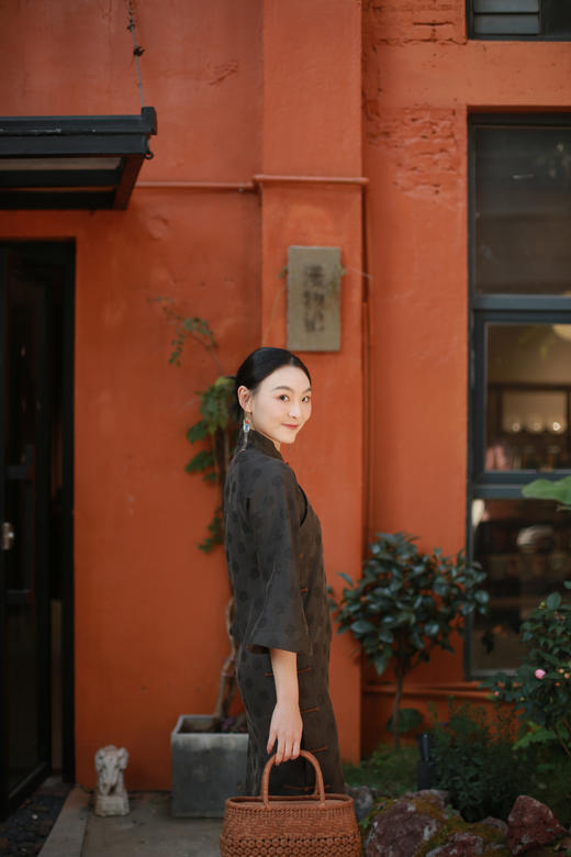 漫物记圆圈喇叭袖连肩旗袍XYS-W235 商品图3