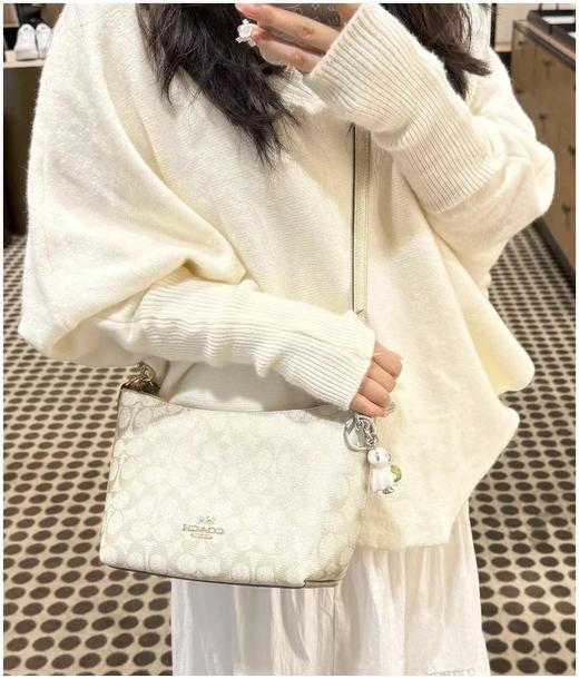 好用实用款！Coa纯元FIONA休闲手提斜挎单肩包 商品图9