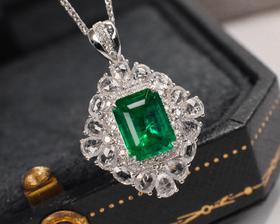 1.5ct刻面祖母绿吊坠