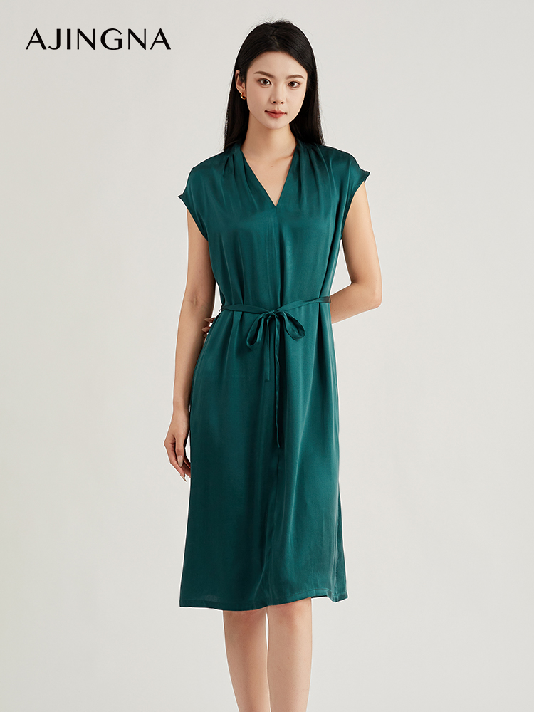 【踏青甄选价】阿菁娜桑蚕丝气质V领收腰高级感连衣裙A29X112131