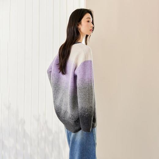 IC舒适渐变设计针织衫女新款秋季宽松百搭上衣 商品图2
