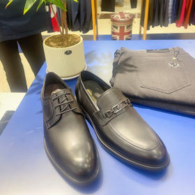 4F皮尔卡丹商务皮鞋