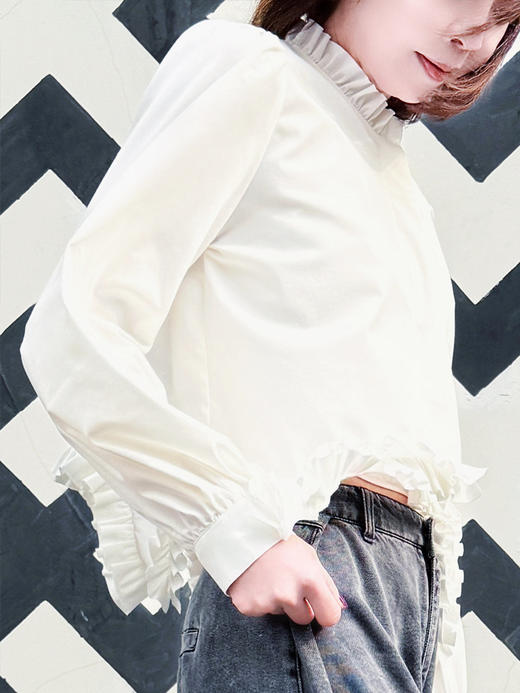 TYNVIE 立领下摆荷叶边衬衫 商品图5