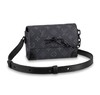 LOUIS VUITTON Steamer 经典老花印花锁扣元素可调节肩带 涂层帆布拼牛皮革饰边 盒子包单肩斜挎包 迷你 男款 黑色 商品缩略图0