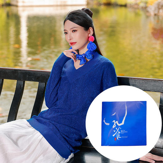 【粉丝福利款】孔雀系列-孔雀印花方巾 | 现货加急发 商品图0