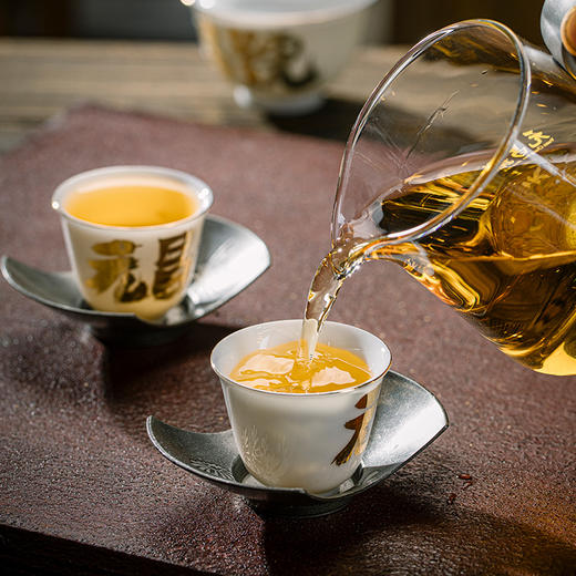 【元昌号】元昌重光复兴纪念饼套装生熟357克 商品图2