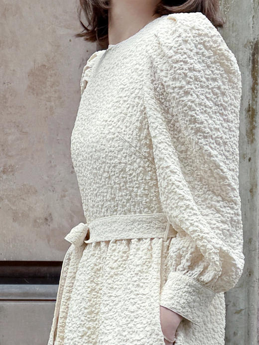 TYNVIE 提花泡泡袖中长连衣裙 - 白色 商品图8